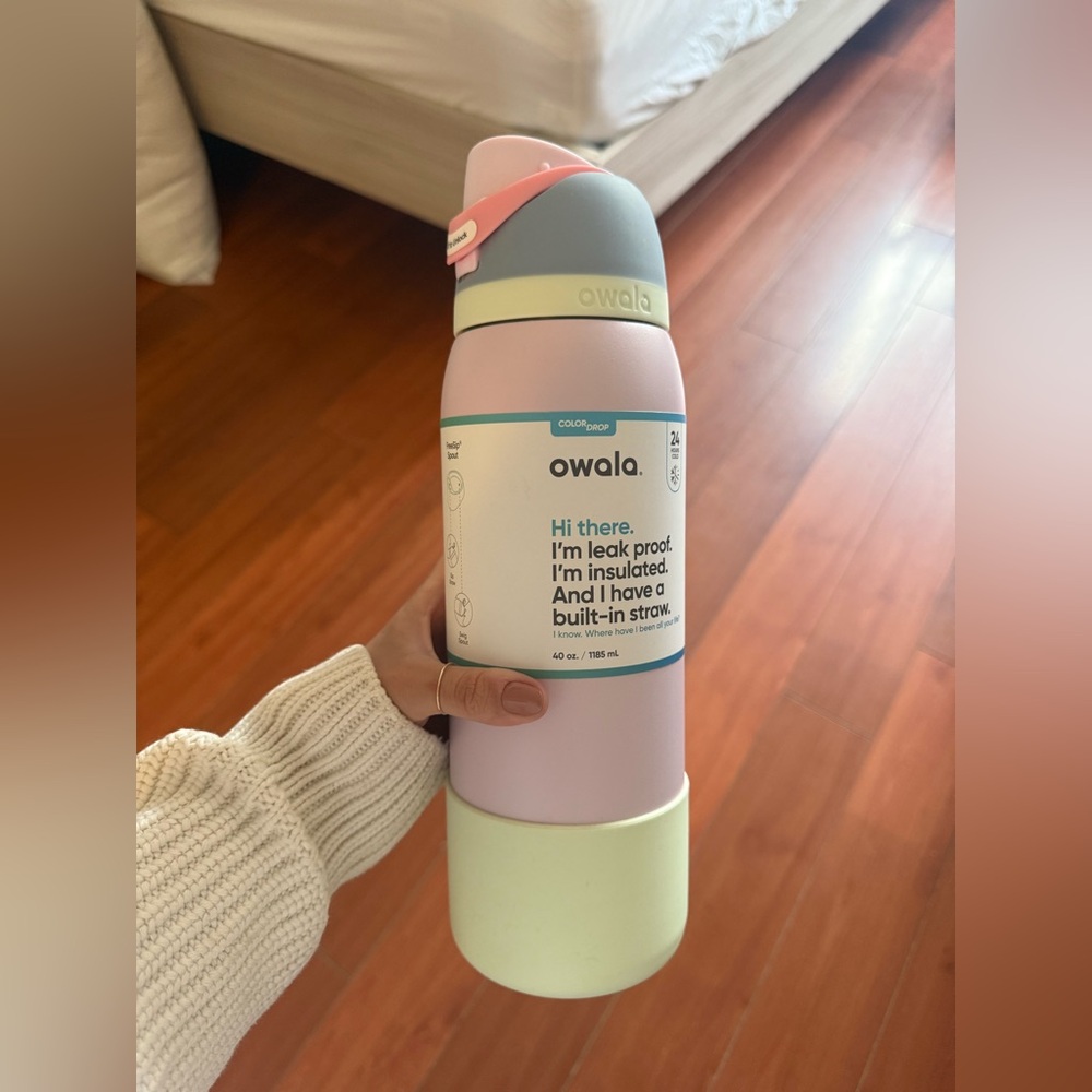Owala 40 oz Water Bottle